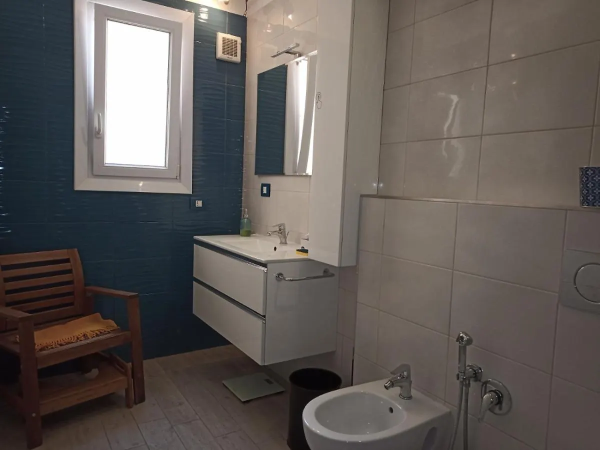 Grand F2 60Mq Centre Antibes, Proche Plages, Commerces, 2 Balcons, Parking, Train, Bus, Deco Vintage, Pet Friendly, Ideal Famille Ou 1-2 Couples