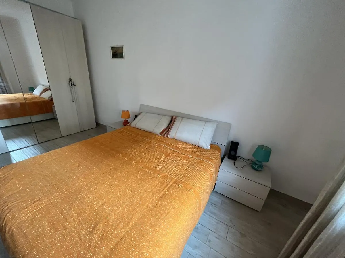 Grand F2 60Mq Centre Antibes, Proche Plages, Commerces, 2 Balcons, Parking, Train, Bus, Deco Vintage, Pet Friendly, Ideal Famille Ou 1-2 Couples Appartamento Antibes