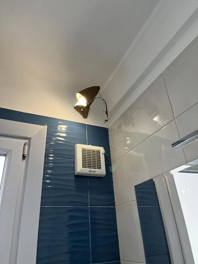 Grand F2 60Mq Centre Antibes, Proche Plages, Commerces, 2 Balcons, Parking, Train, Bus, Deco Vintage, Pet Friendly, Ideal Famille Ou 1-2 Couples Appartamento Antibes