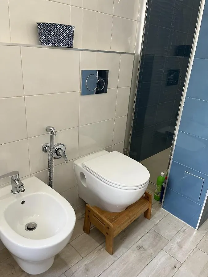 Grand F2 60Mq Centre Antibes, Proche Plages, Commerces, 2 Balcons, Parking, Train, Bus, Deco Vintage, Pet Friendly, Ideal Famille Ou 1-2 Couples 0*, Antibes
